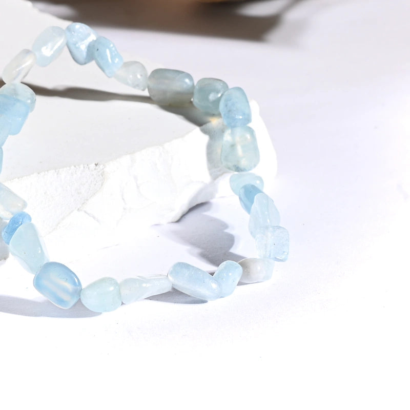 Bracelet roulé Aigue Marine – Sérénité et Communication Claire