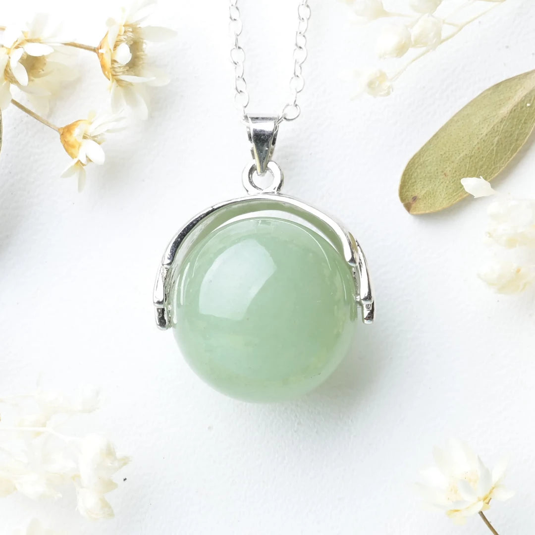 Pendentif main Aventurine – Prospérité et Équilibre Intérieur