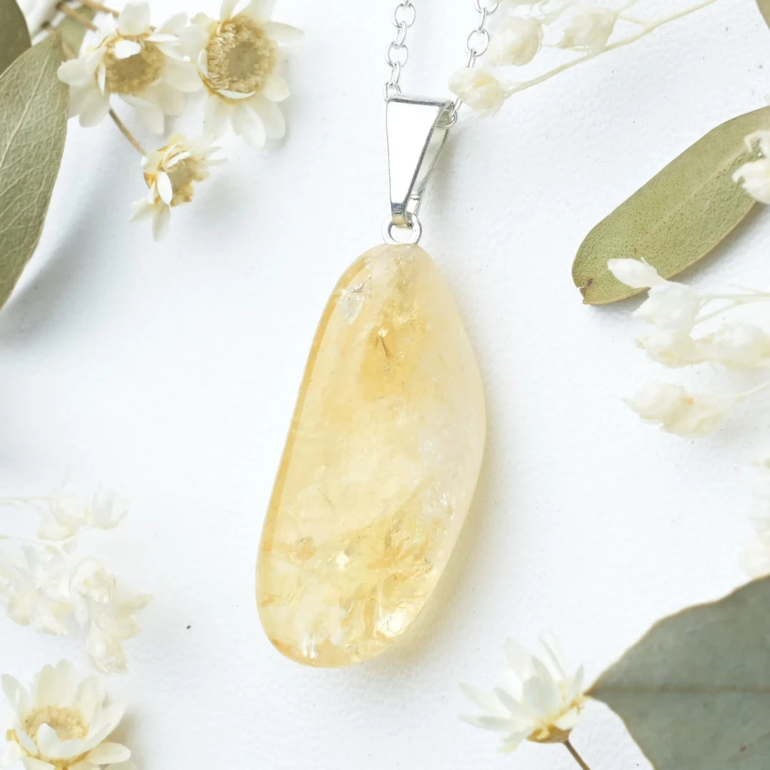 Pendentif roulé Citrine – Abondance et Énergie Positive