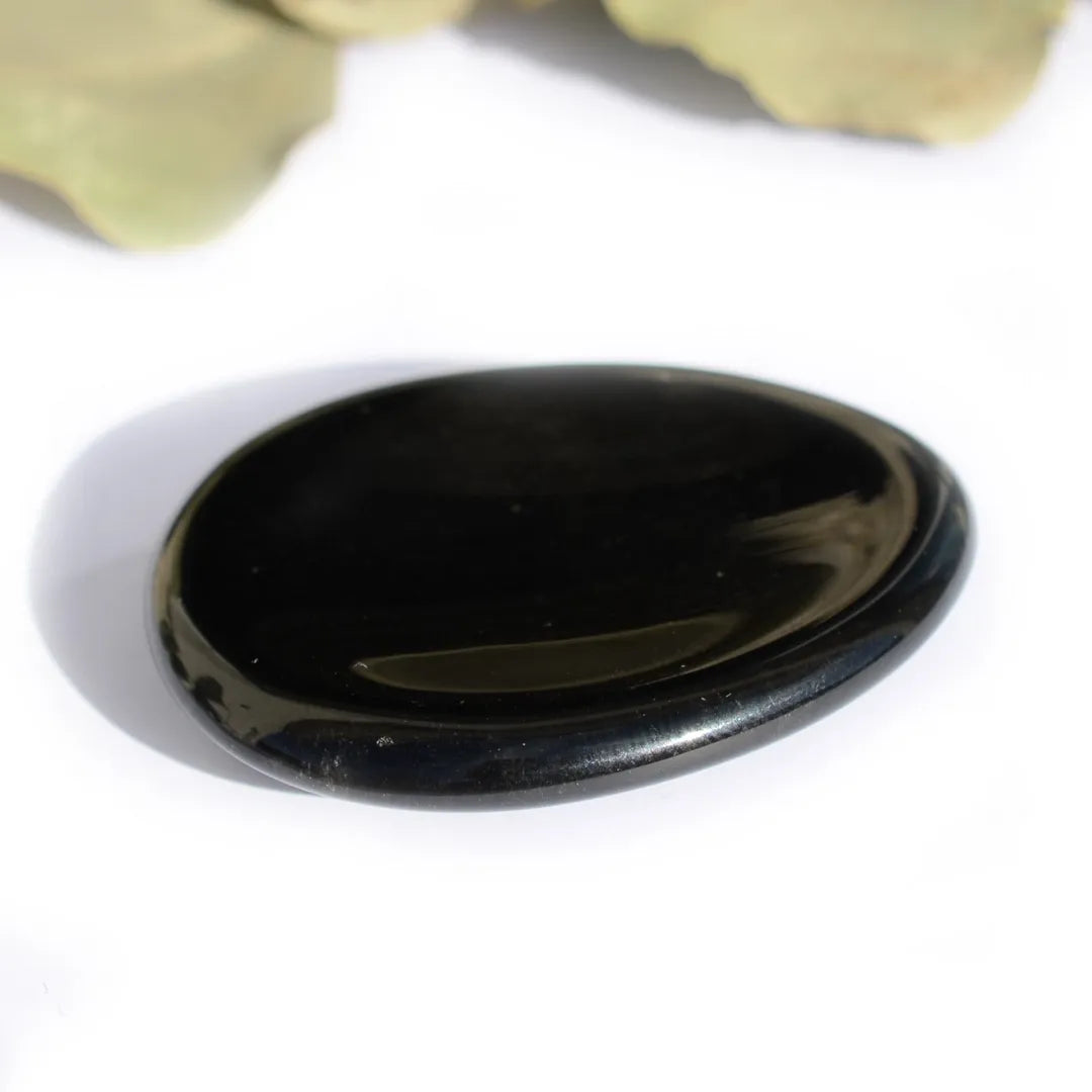 Galet Anti-Stress Obsidienne Noire – Protection et Stabilité Spirituelle