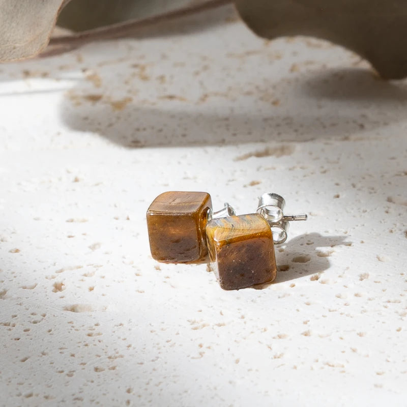 Boucles d'oreilles Oeil de Tigre carrées et argent 925 – Confiance et Protection