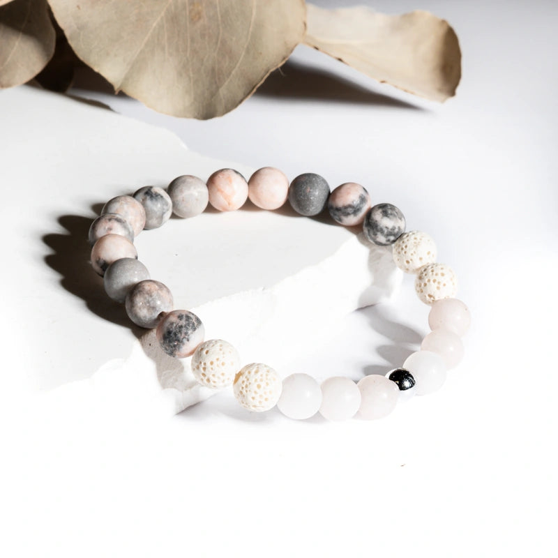 Bracelet "Ménopause" Jaspe Zèbre, Quartz Rose et Pierre de Lave Blanche
