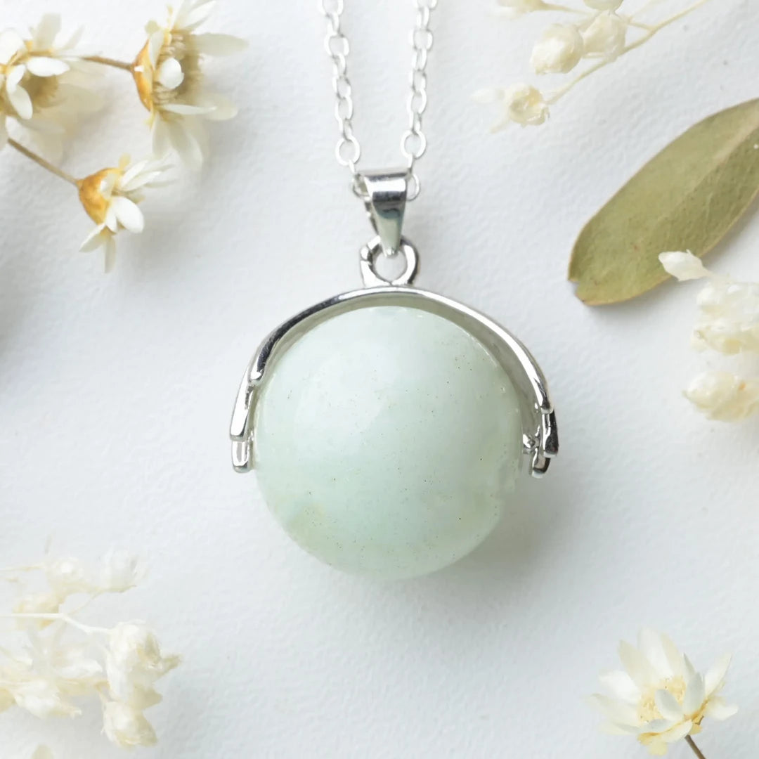 Pendentif main Amazonite – Calme Intérieur et Équilibre Énergétique