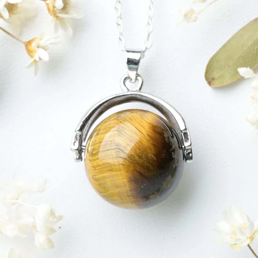 Pendentif main Oeil de Tigre – Confiance et Protection