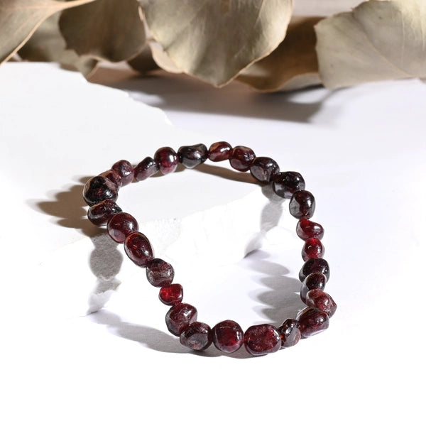 Bracelet roulé Grenat – Passion et Énergie Revitalisante