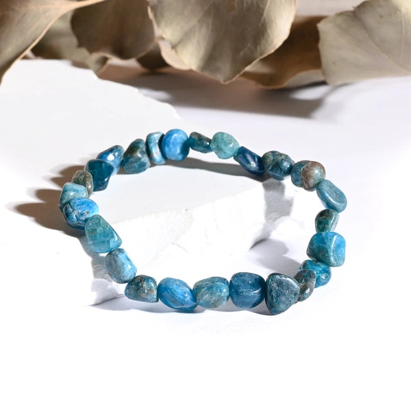 Bracelet roulé Apatite – Énergie, Motivation et Croissance Personnelle