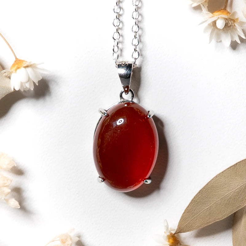 Pendentif oval Cornaline – Vitalité et Créativité