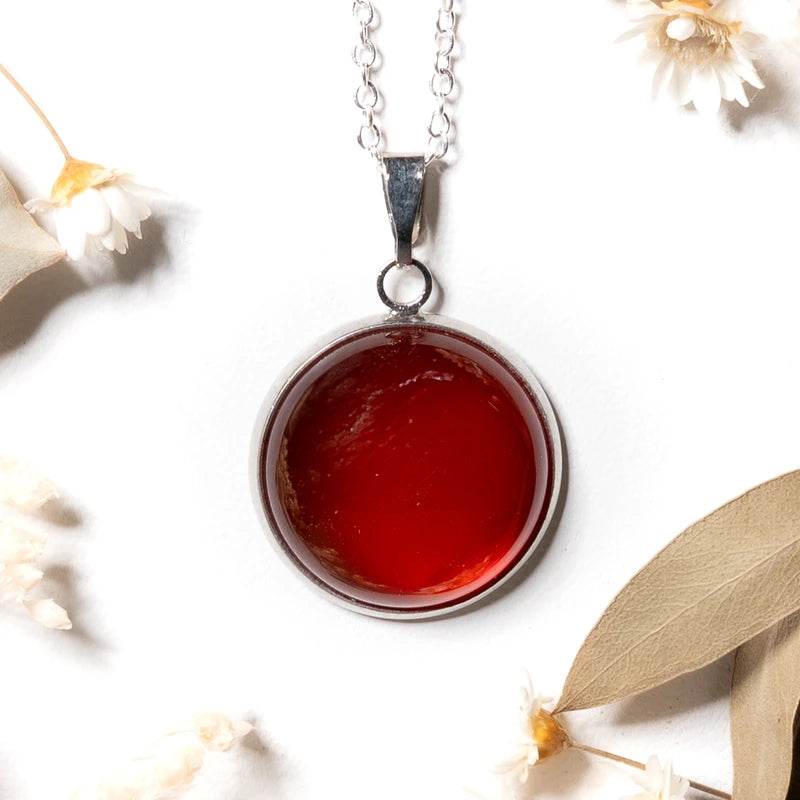 Pendentif rond Cornaline – Vitalité et Créativité