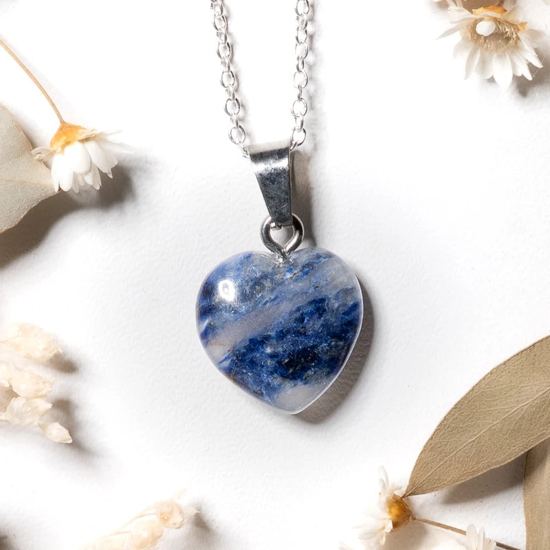 Pendentif coeur Sodalite – Clarté Mentale et Sérénité