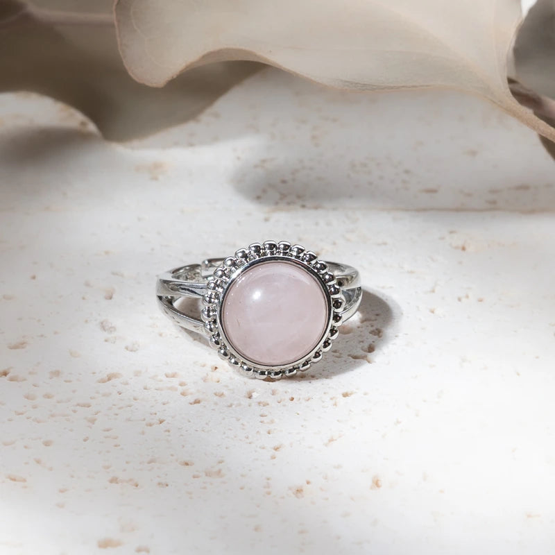 Bague ronde fleur en Quartz Rose – Amour et Guérison Émotionnelle