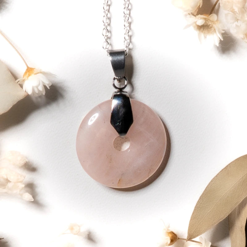 Pendentif donut Quartz Rose – Amour et Guérison Émotionnelle