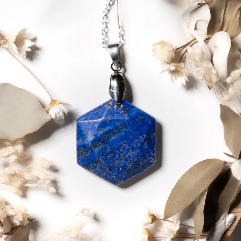 Pendentif hexagonal Lapis lazuli – Sagesse et Clarté Mentale