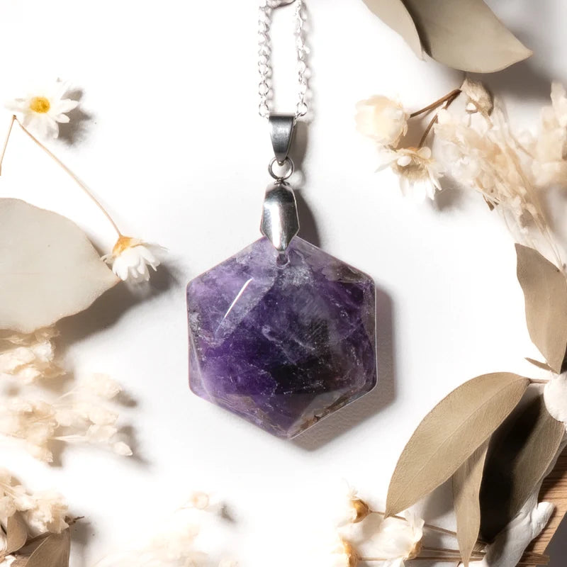 Pendentif hexagonal Améthyste – Sérénité et Protection Spirituelle