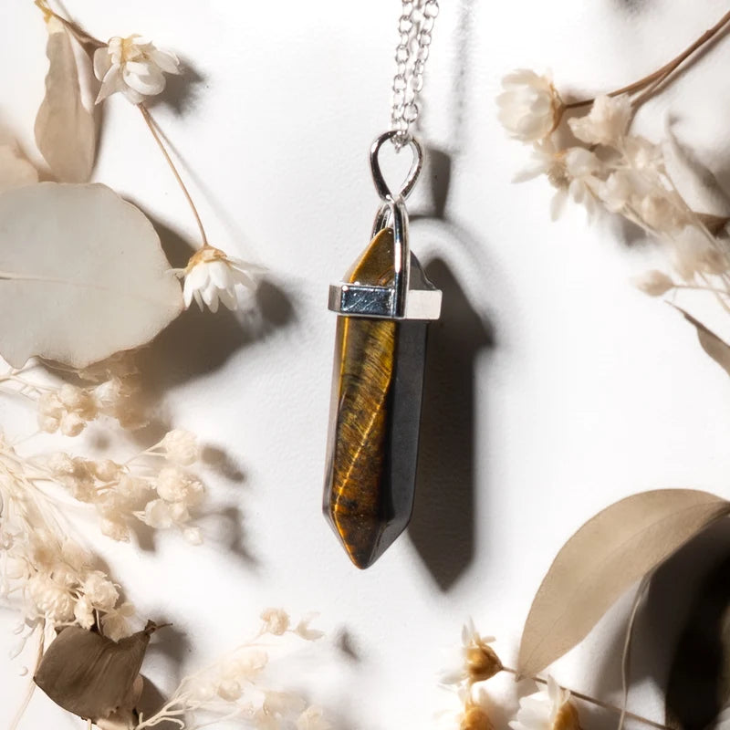 Pendentif pointe Oeil de Tigre – Confiance et Protection