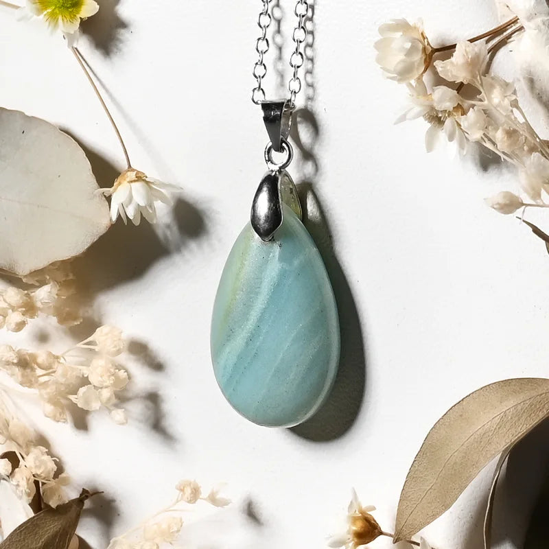 Pendentif goutte Amazonite – Calme Intérieur et Équilibre Énergétique