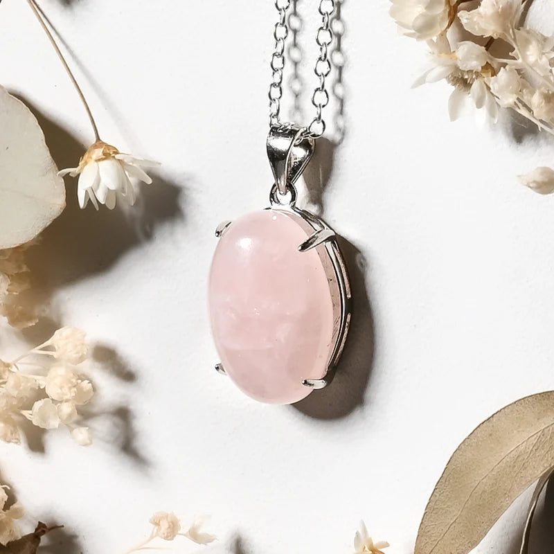 Pendentif oval Quartz Rose – Amour et Guérison Émotionnelle