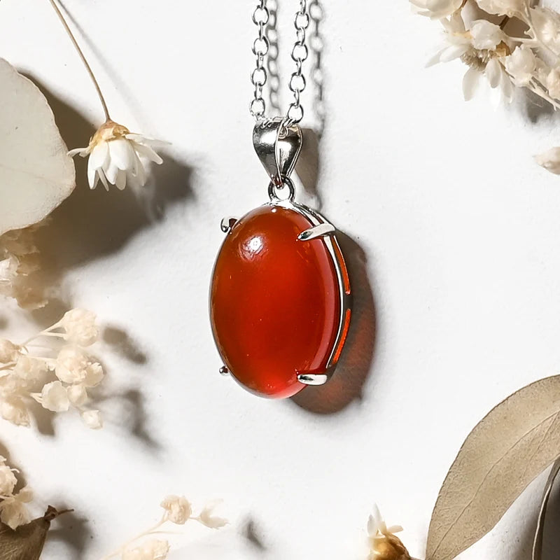 Pendentif oval Cornaline – Vitalité et Créativité