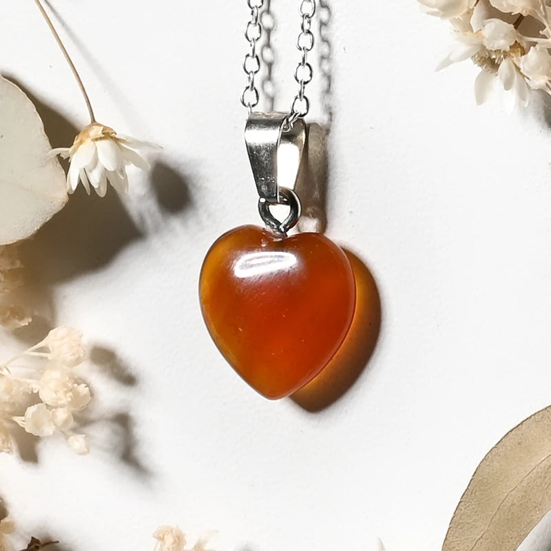 Pendentif coeur Cornaline – Vitalité et Créativité