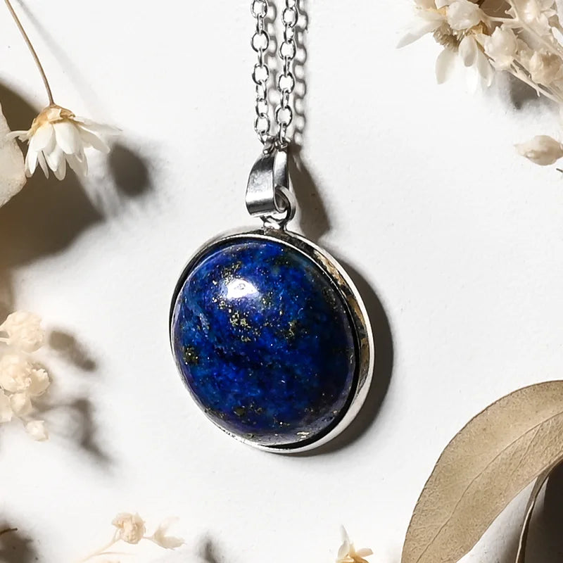 Pendentif rond Lapis lazuli – Sagesse et Clarté Mentale