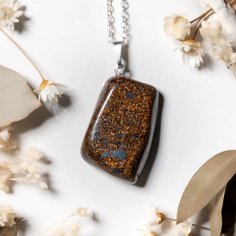 Pendentif roulé Bronzite – Confiance et Protection