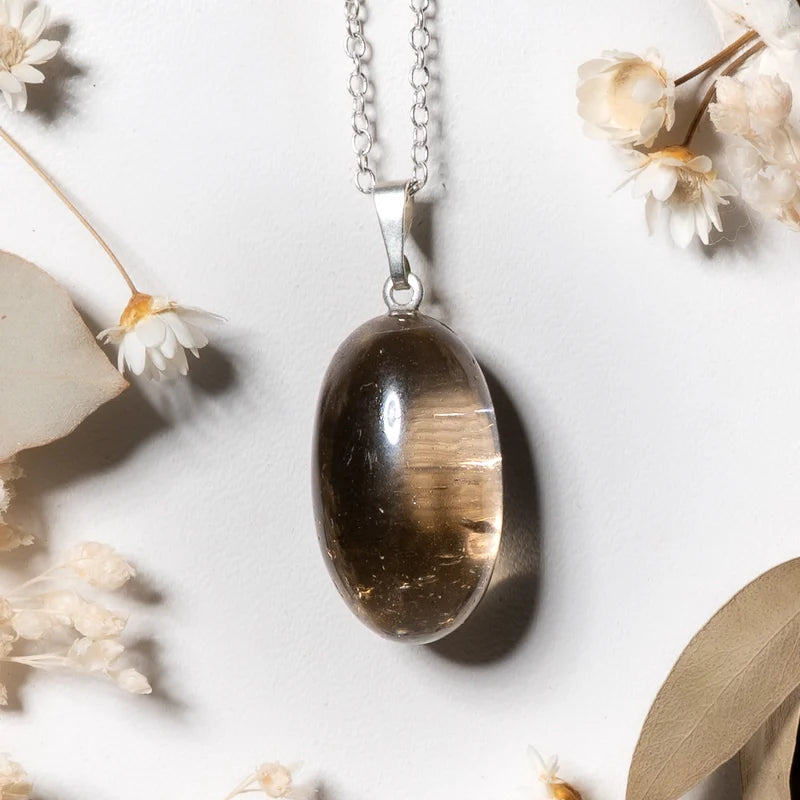 Pendentif roulé Quartz Fumé – Ancrage et Sérénité