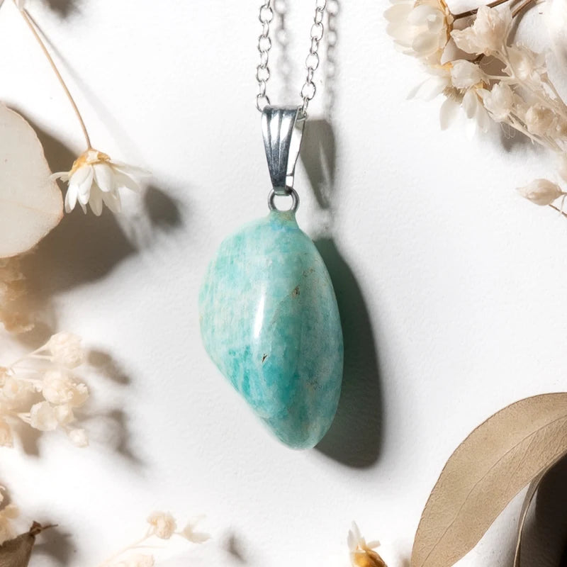 Pendentif roulé Amazonite – Calme Intérieur et Équilibre Énergétique