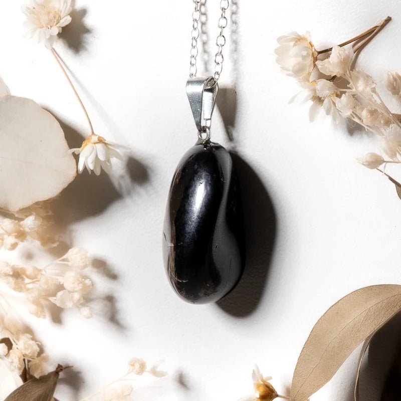 Pendentif roulé Onyx (Agate Noire) – Protection et Stabilité