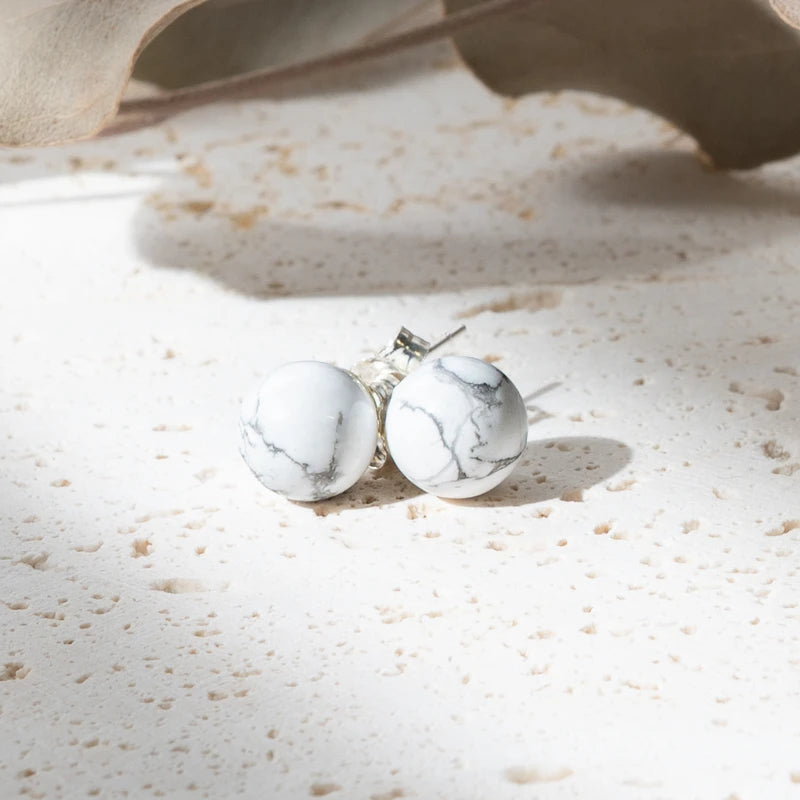 Boucles d'oreilles Howlite argent 925 rondes – Paix Intérieure et Clarté Mentale