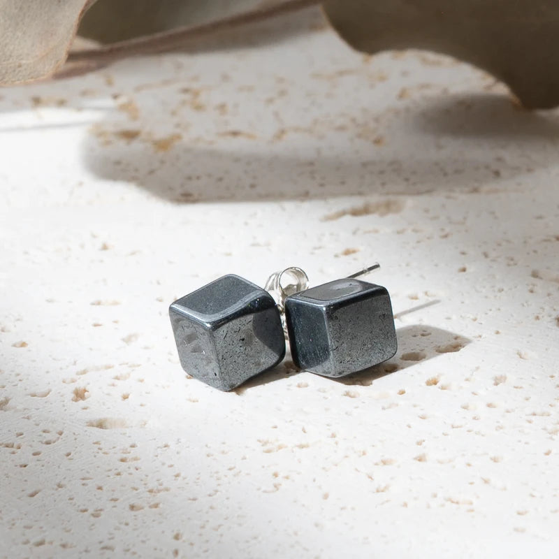 Boucles d'oreilles Hématite argent 925 carrées – Protection et Stabilité