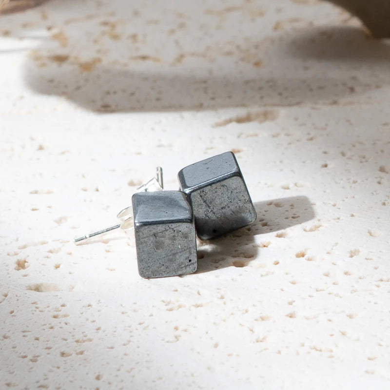 Boucles d'oreilles Hématite argent 925 carrées – Protection et Stabilité