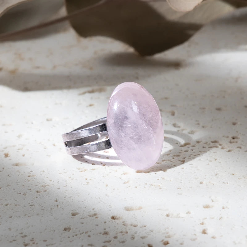 Bague ovale en Quartz Rose – Amour et Guérison Émotionnelle