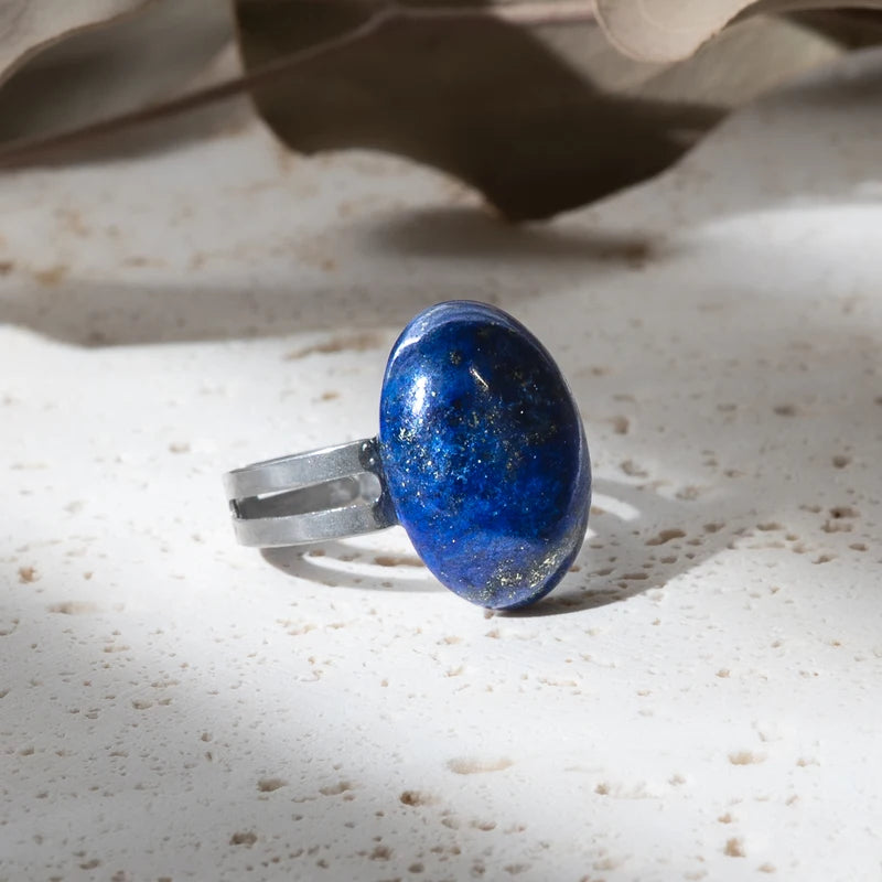 Bague ovale en Lapis Lazuli – Sagesse et Clarté Mentale