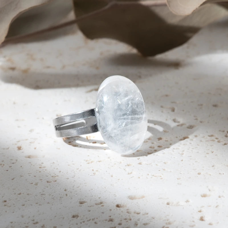 Bague ovale Cristal de roche – Clarté, Guérison et Énergie Positive