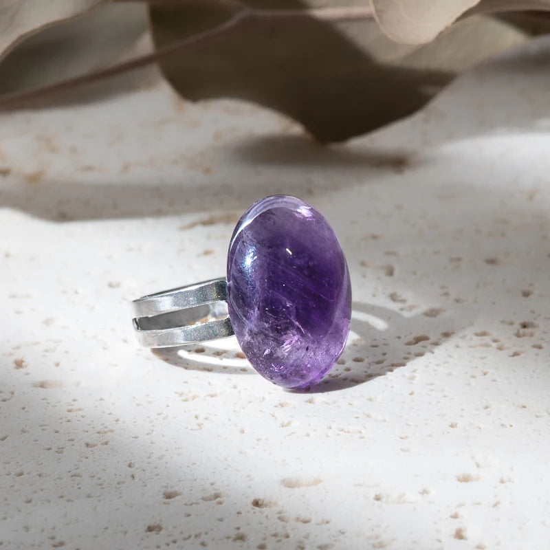 Bague ovale en Améthyste – Sérénité et Protection Spirituelle