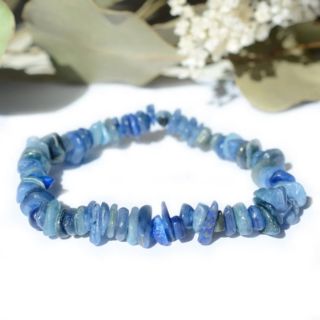 Bracelet baroque Cyanite – Sérénité, Clarté et Communication